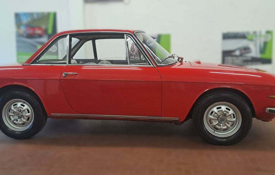 Image 18/33 of Lancia Fulvia Coupe (1973)