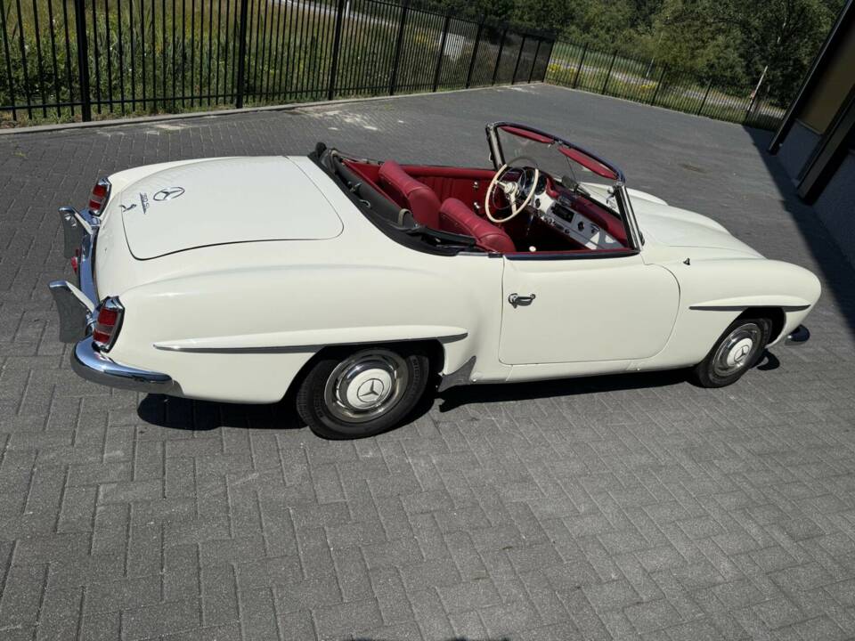 Imagen 6/50 de Mercedes-Benz 190 SL (1959)