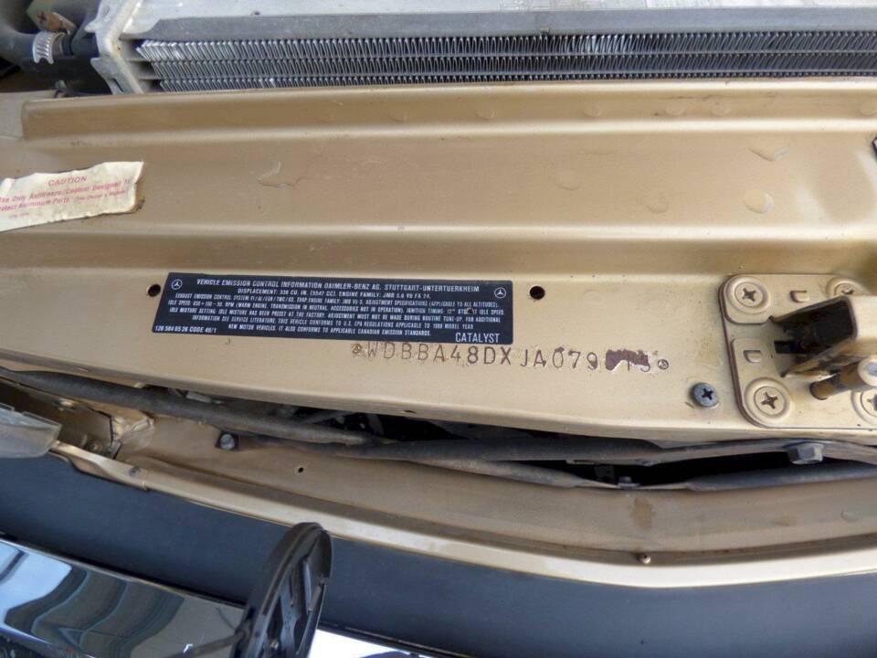 Image 36/36 de Mercedes-Benz 560 SL (1988)