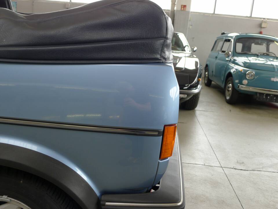 Image 32/36 of Volkswagen Golf Mk I Convertible 1.6 (1987)