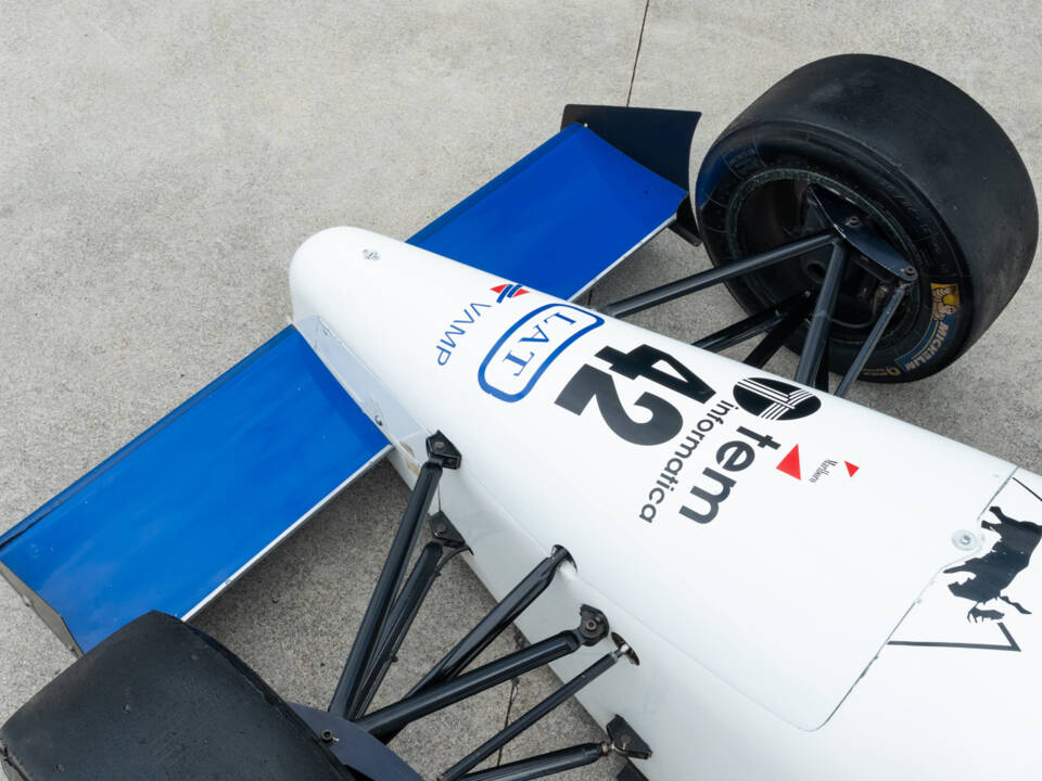 Image 21/64 of Dallara F392 Formula 3 (1992)