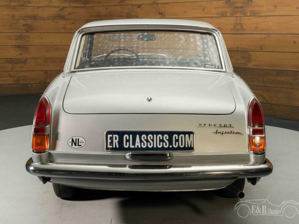 Image 8/19 of Peugeot 404 Coupe (1967)