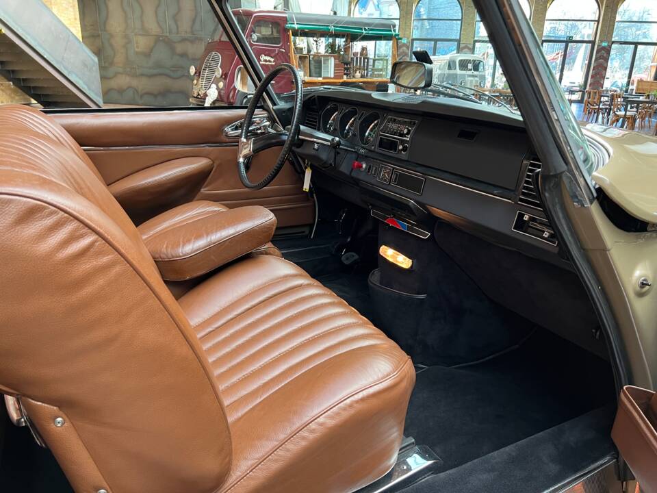Imagen 25/31 de Citroën DS 21 Usine (1970)