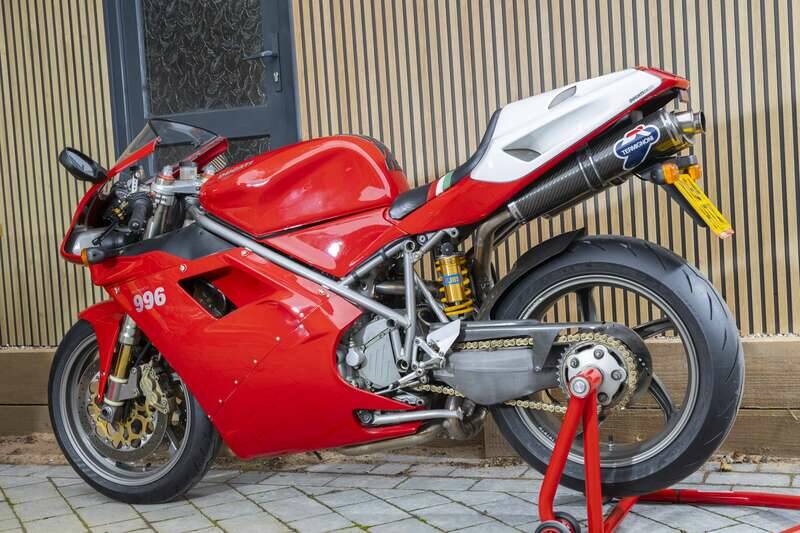 Bild 8/42 von Ducati 996 (2001)