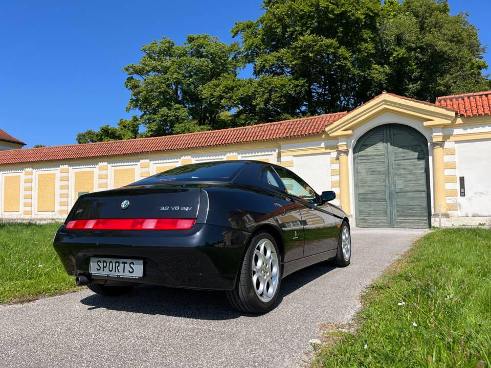 Imagen 2/66 de Alfa Romeo GTV 3.2 V6 24V (2003)
