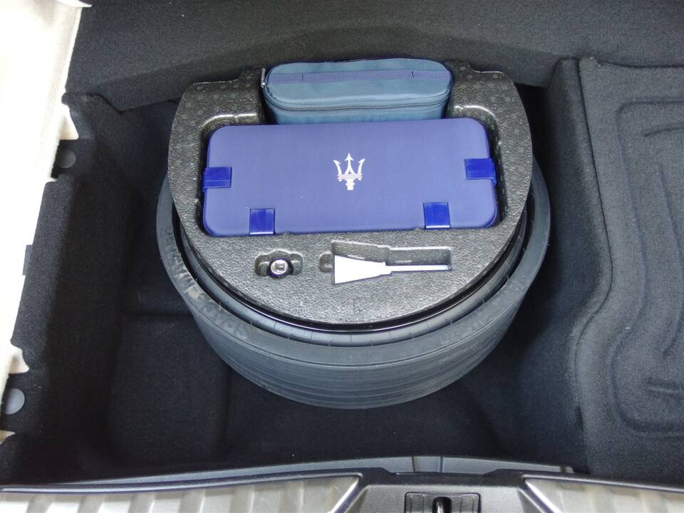 Image 77/99 of Maserati Quattroporte GTS (2014)
