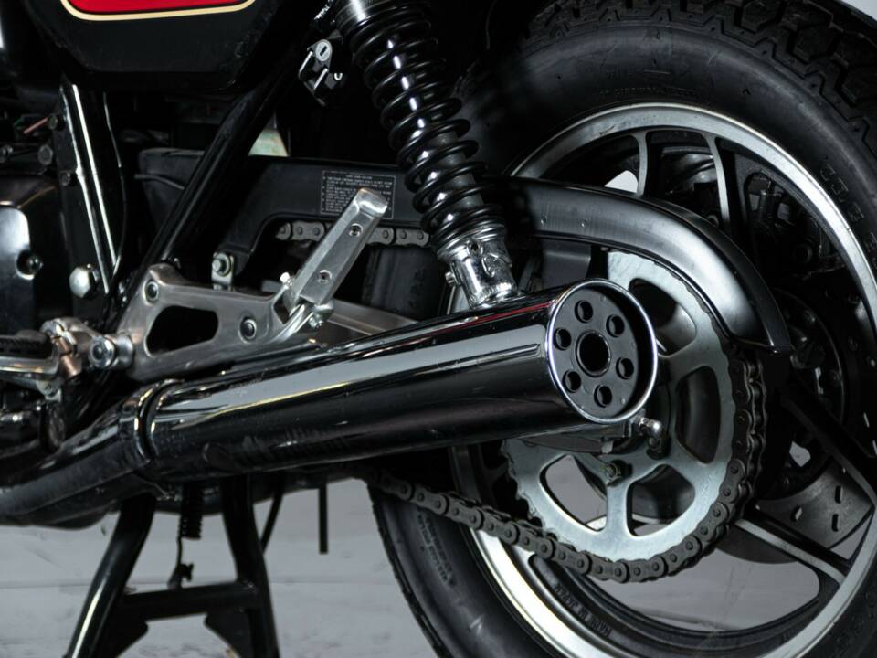 Image 36/50 de Suzuki GSX 1100 ES (1988)