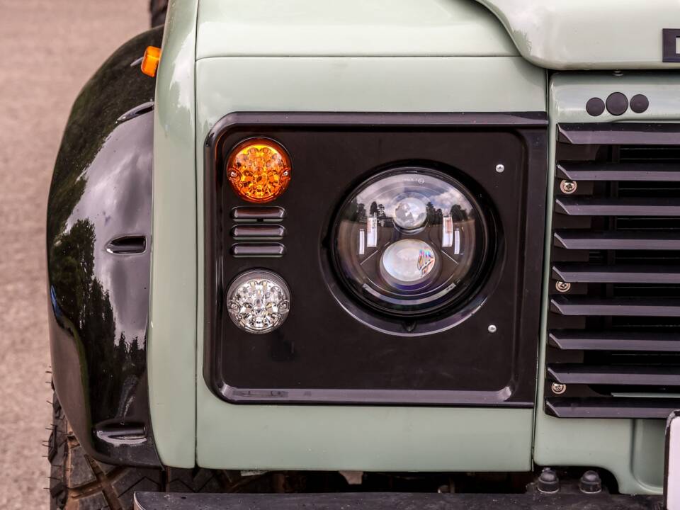 Afbeelding 21/36 van Land Rover 110 (1989)