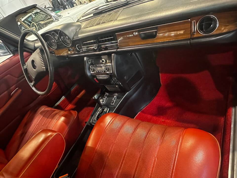 Image 7/21 of Mercedes-Benz 240 D 3,0 (1976)