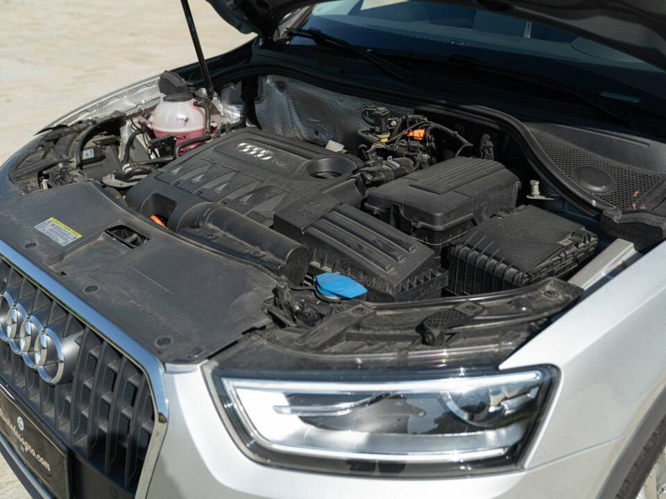 Bild 48/50 von Audi Q3 2.0 TDI quattro (2012)
