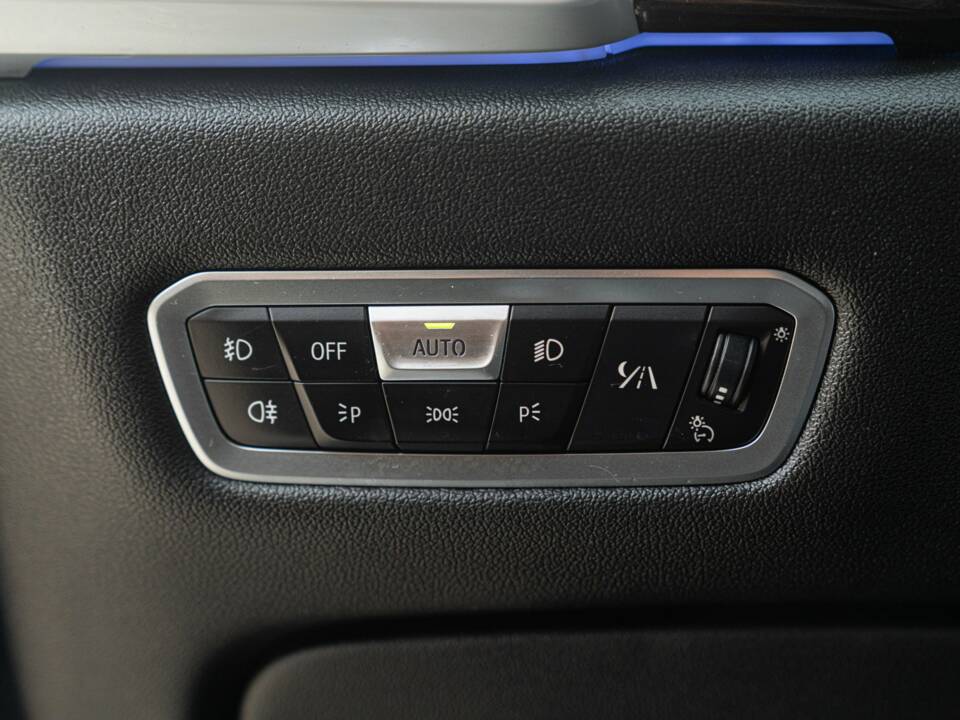 Bild 43/50 von BMW X5 M50d (2019)