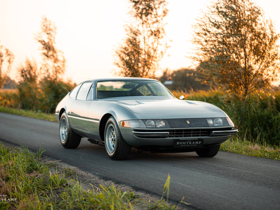 Bild 3/18 von Ferrari 365 GTB&#x2F;4 Daytona (1969)