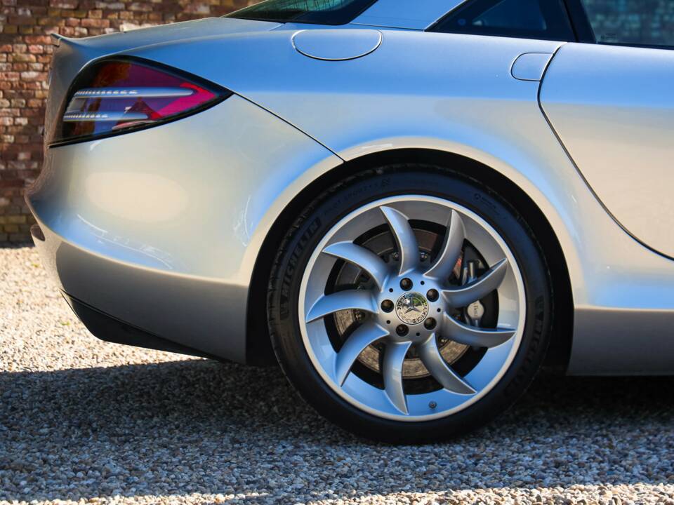 Bild 48/50 von Mercedes-Benz SLR McLaren (2006)