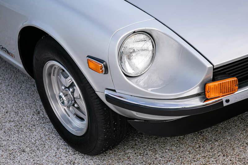 Image 32/35 of Datsun 260 Z (1976)