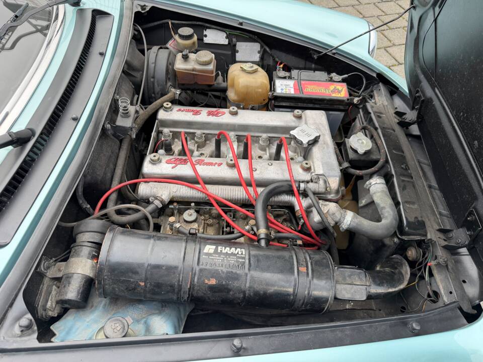 Image 44/55 of Alfa Romeo 2.0 Spider (1984)