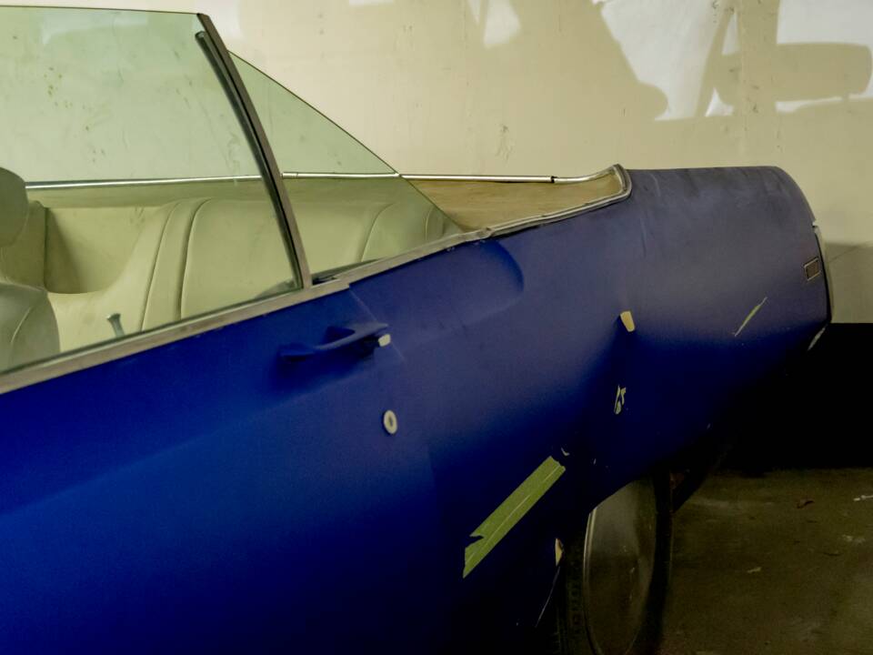 Image 7/50 of Chrysler 300 L (1970)