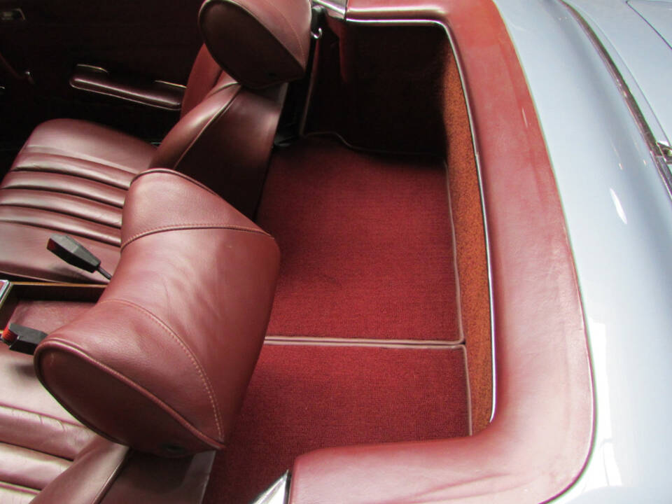 Bild 12/26 von Mercedes-Benz 280 SL (1969)
