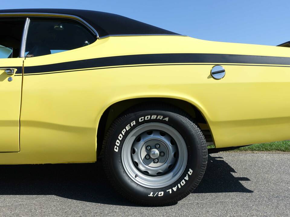 Image 30/57 of Plymouth Duster (1970)