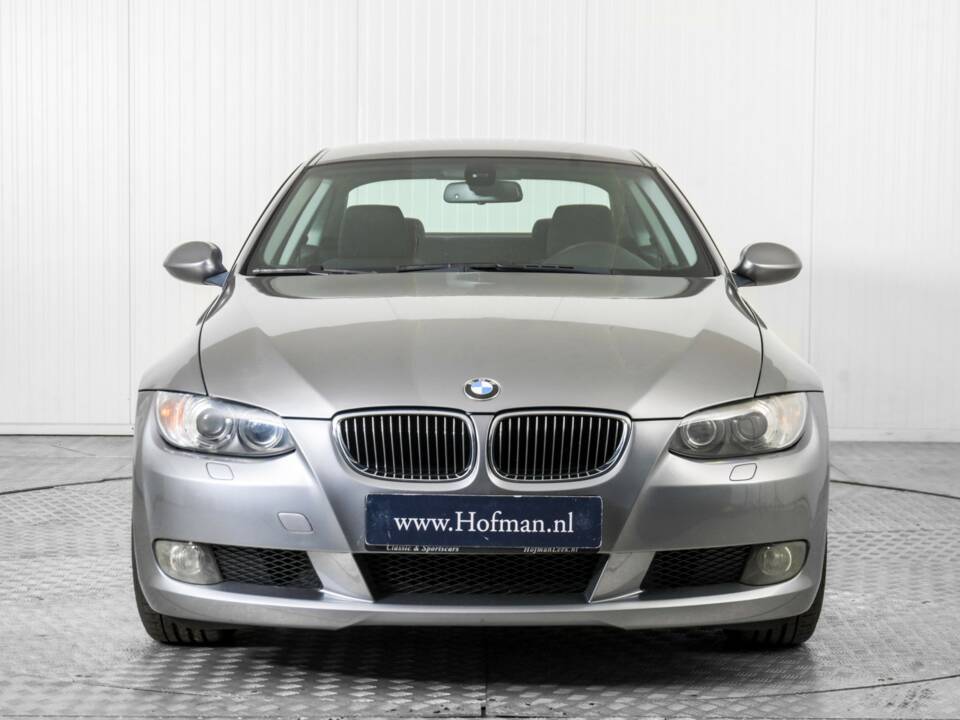 Afbeelding 14/50 van BMW 325i (2007)