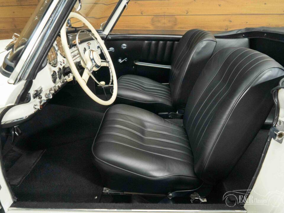 Image 12/19 of Mercedes-Benz 190 SL (1962)