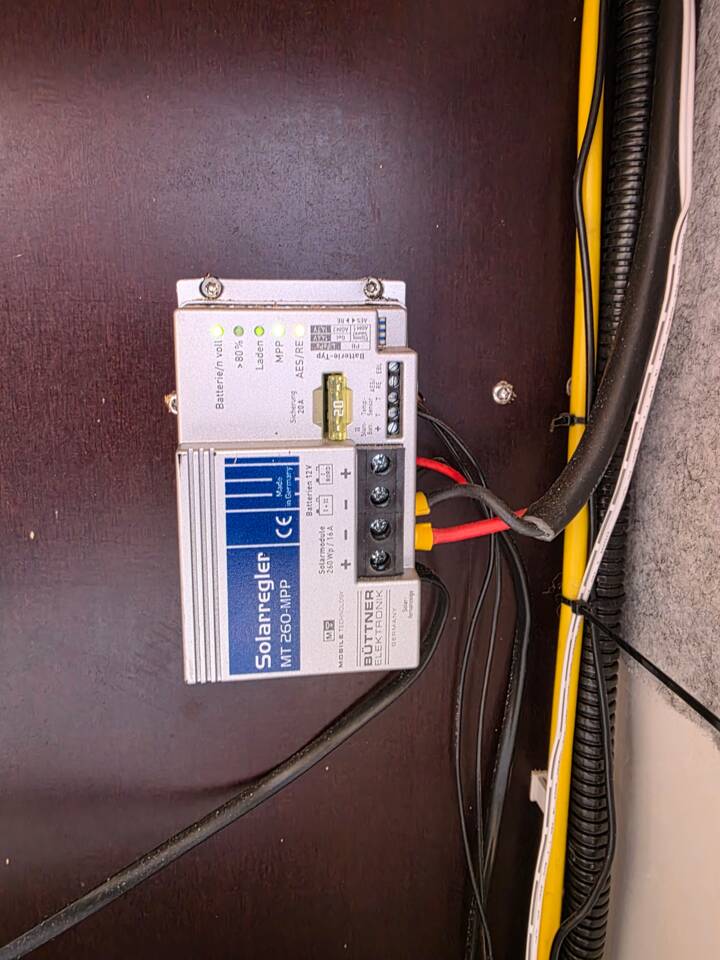 Image 35/38 de Mercedes-Benz Unimog U 1300 L (1986)