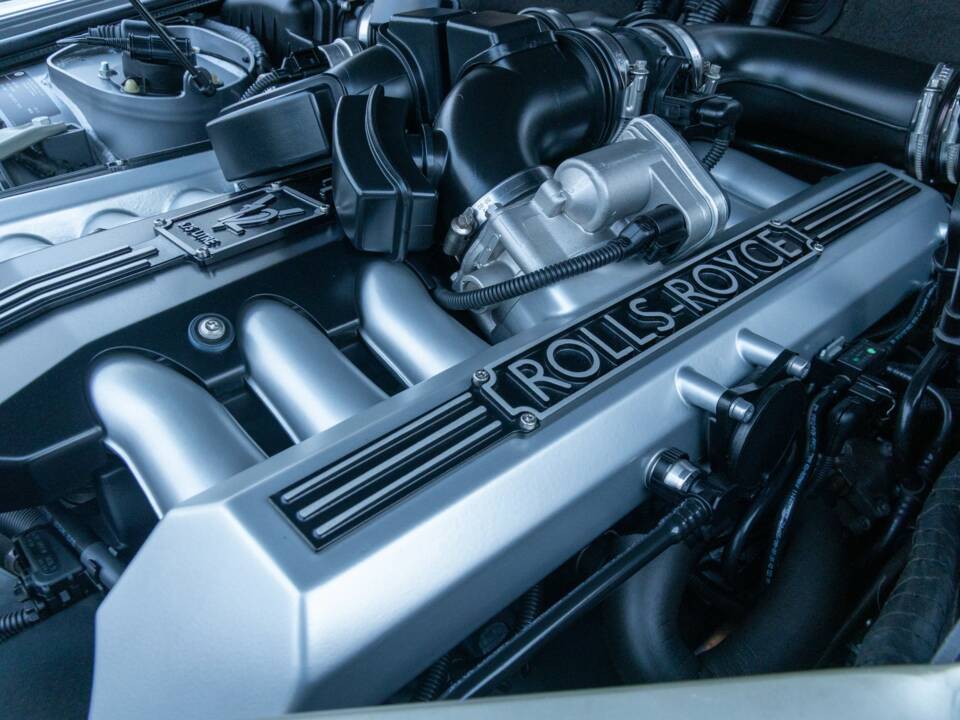 Bild 38/50 von Rolls-Royce Phantom DHC (2009)