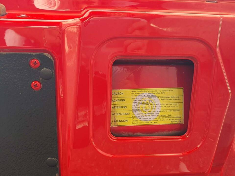 Afbeelding 31/50 van Volkswagen Golf Mk I Convertible 1.1 (1981)