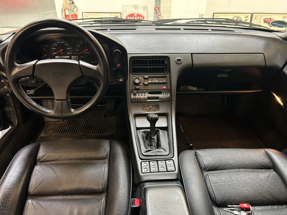 Image 13/63 of Porsche 928 GT (1989)