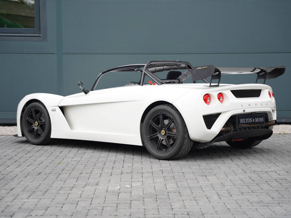 Image 2/50 of Lotus 2-Eleven GT4 (2009)