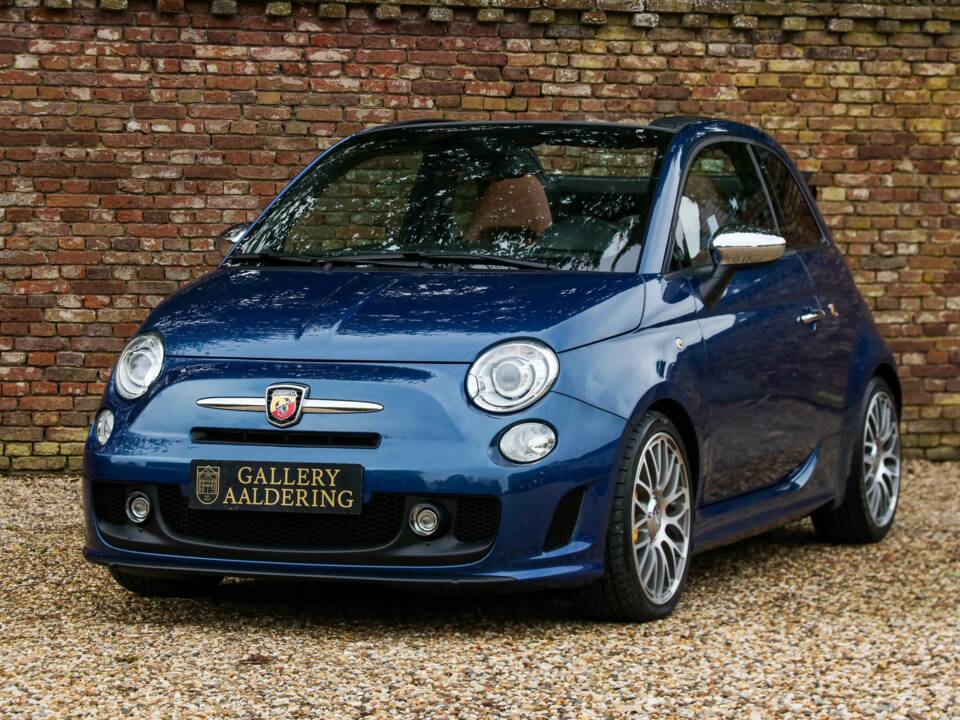 Image 1/50 of Abarth 595 Cabrio Italia (2011)