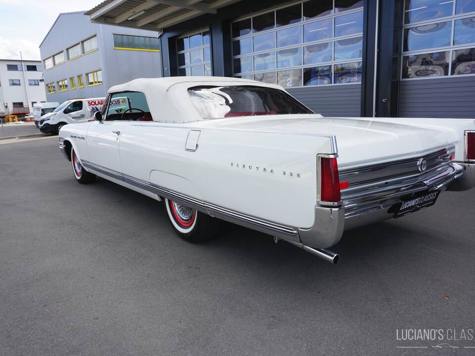 Afbeelding 49/52 van Buick Electra 225 Custom (1964)