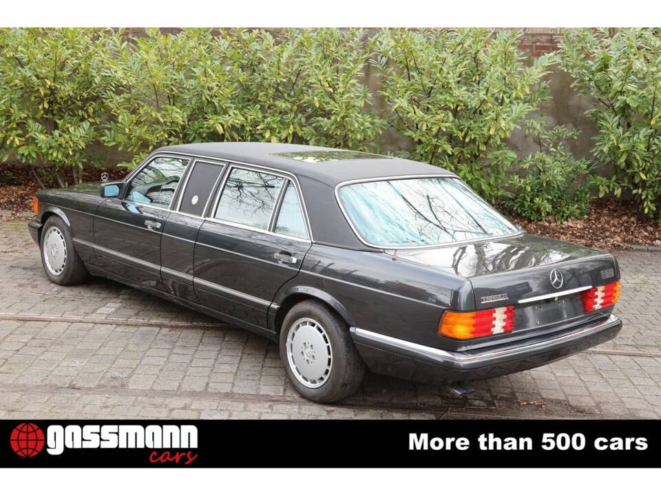 Afbeelding 6/15 van Mercedes-Benz 560 SEL (1990)