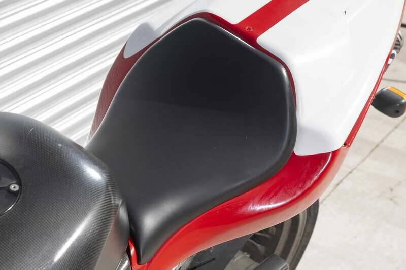 Image 19/41 of Ducati DUMMY (2000)