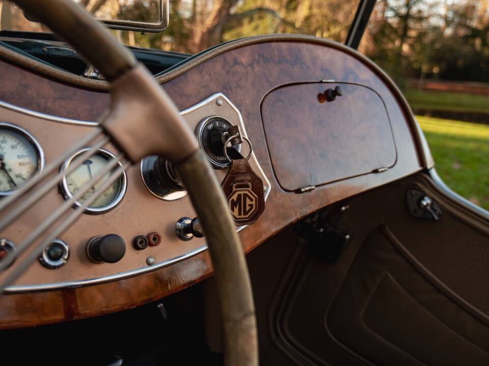 Bild 51/71 von MG TD (1950)