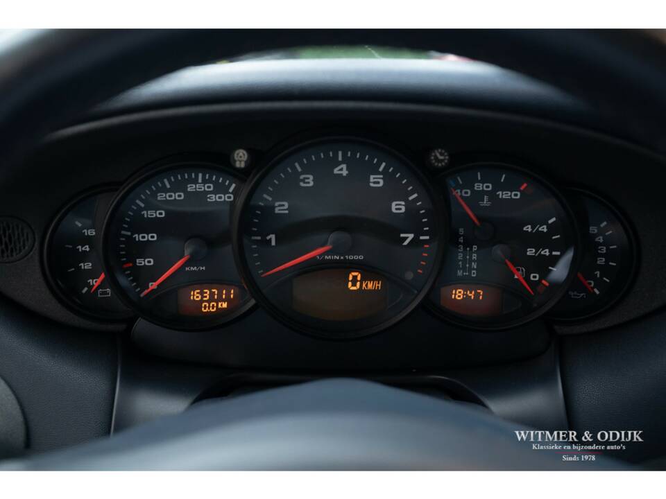 Immagine 4/12 di Porsche 911 Carrera 4 (1999)