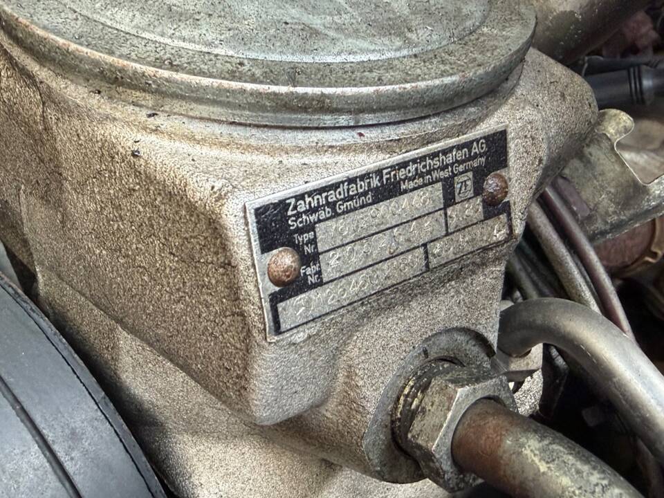 Image 55/88 of Mercedes-Benz 380 SL (1984)