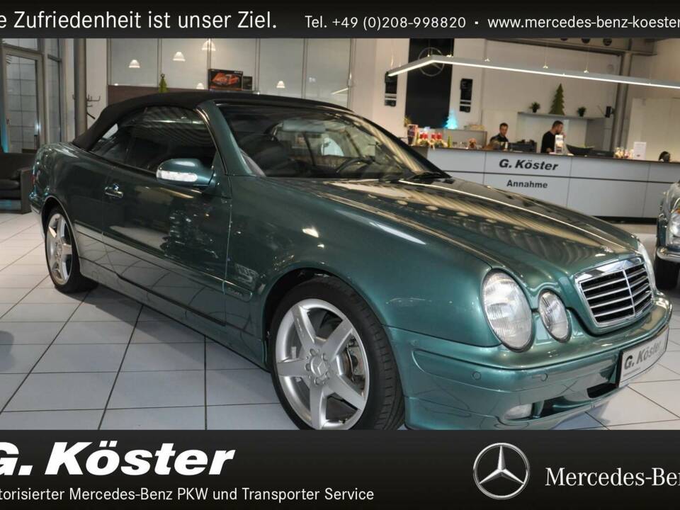 Image 4/12 of Mercedes-Benz CLK 200 Kompressor (2001)