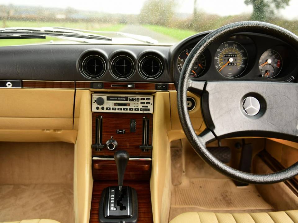 Bild 28/50 von Mercedes-Benz 500 SL (1983)