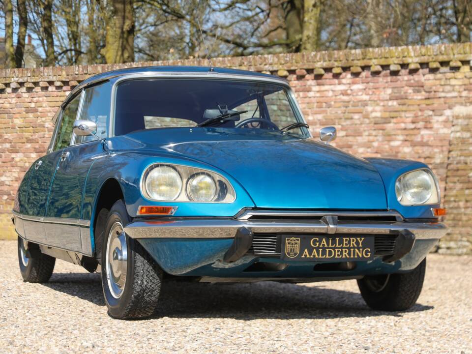 Immagine 42/50 di Citroën DS 23 Pallas IE (1973)