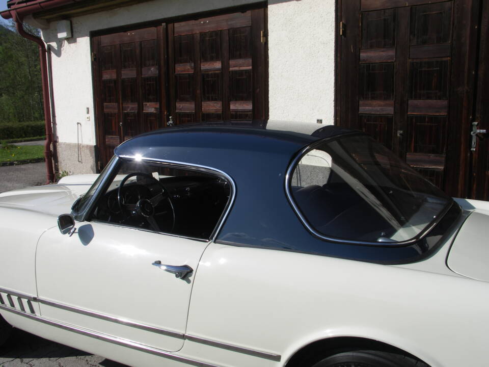 Image 8/40 of Alfa Romeo 2000 Spider (1959)