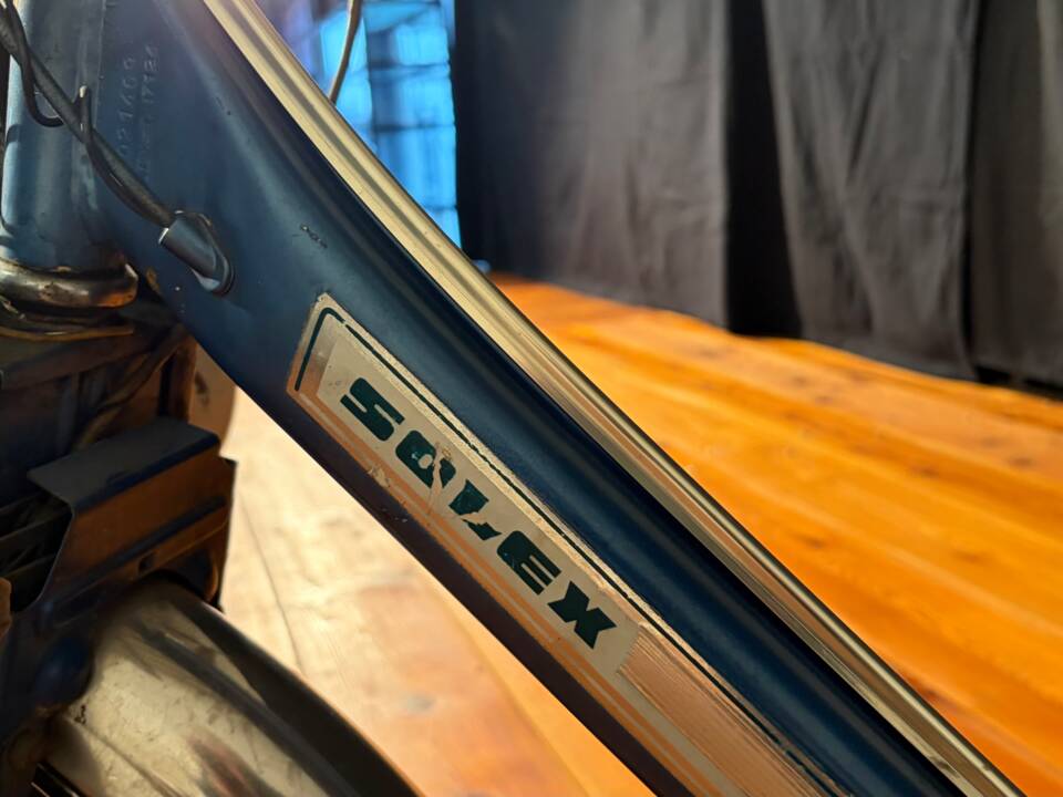 Image 9/19 of Solex Vélosolex Model 5000 (1900)