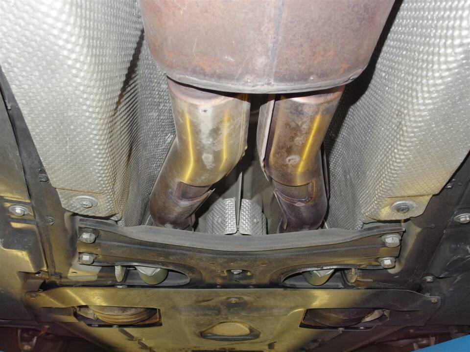 Image 82/99 of Ferrari California (2010)