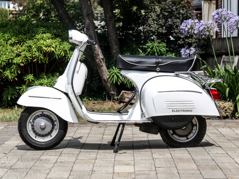Bild 3/22 von Piaggio Vespa 160 GT Electronic (1972)