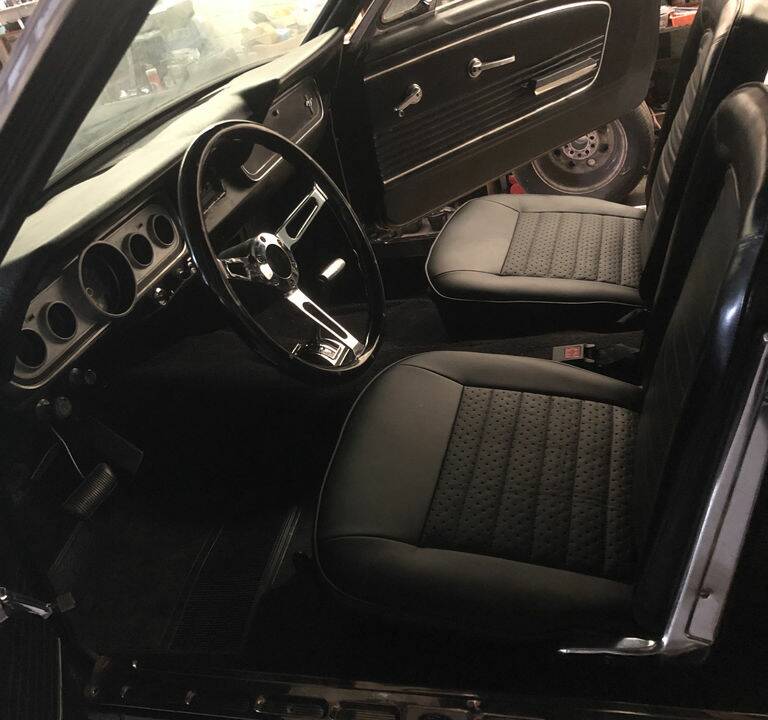 Image 5/8 of Ford Shelby GT 350 (1966)