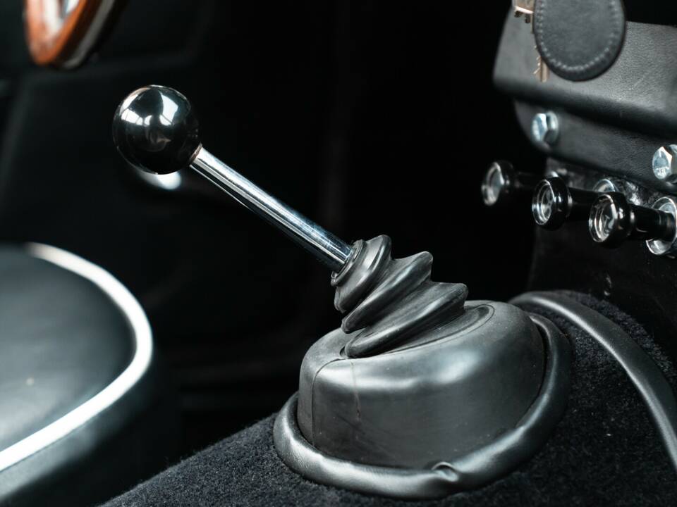 Imagen 42/50 de Triumph TR 4 (1963)