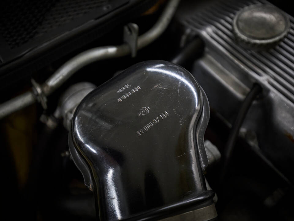 Immagine 68/89 di Opel GT 1900 (1972)