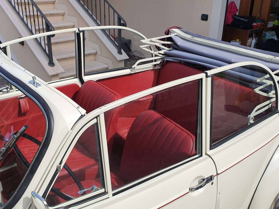 Image 20/66 of Morris Minor 1000 Tourer (1961)