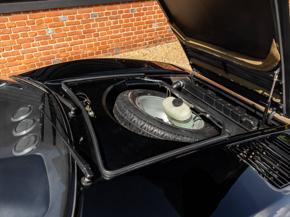 Image 9/80 of Ferrari 308 GTSi Quattrovalvole (1985)