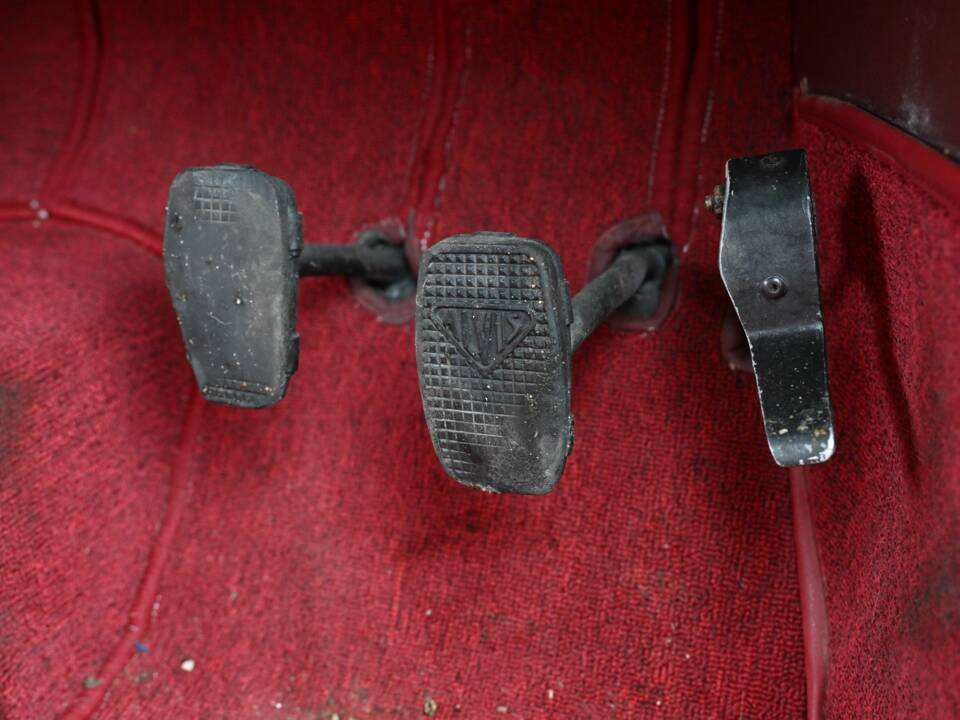 Immagine 43/50 di Alvis TA 14 Duncan Sports (1948)