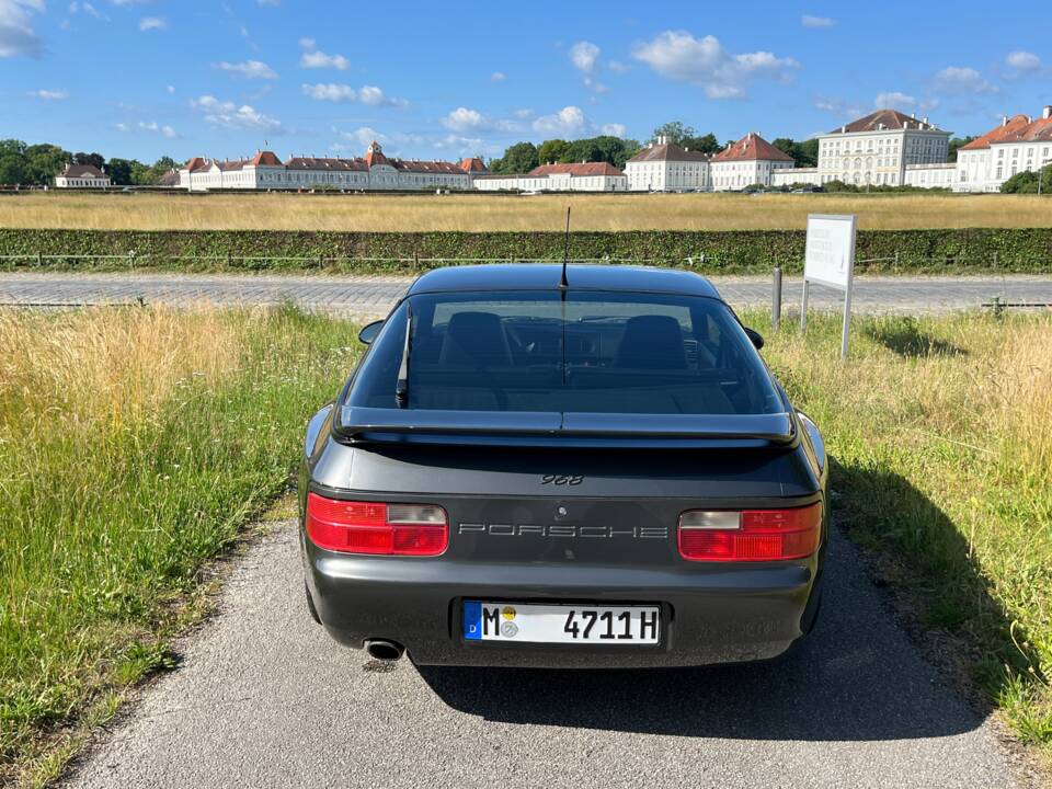 Image 4/73 de Porsche 968 (1992)